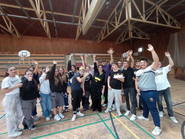 Szecskaavató a Garaiban